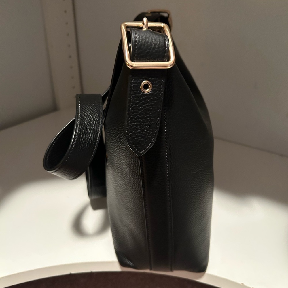 Coach Val Duffle Bag with Gold Details - Picture 4 of 8